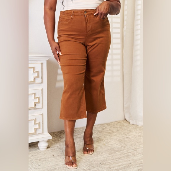 NEW**- SUNDAY CCO Judy Blue Tummy Control Garment Dyed Wide Crop OFFERS WELCOME - Picture 5 of 8